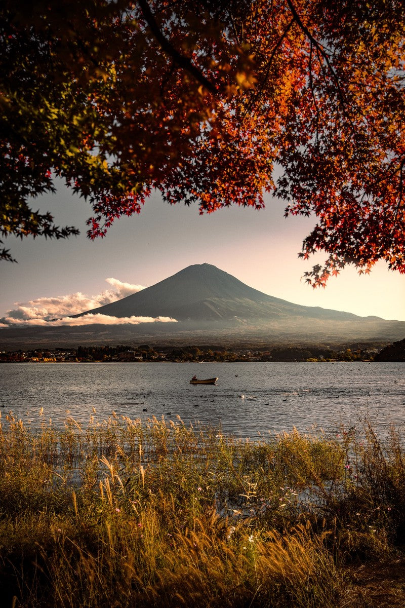 Facing Mount Fuji - Photographie par Salmon