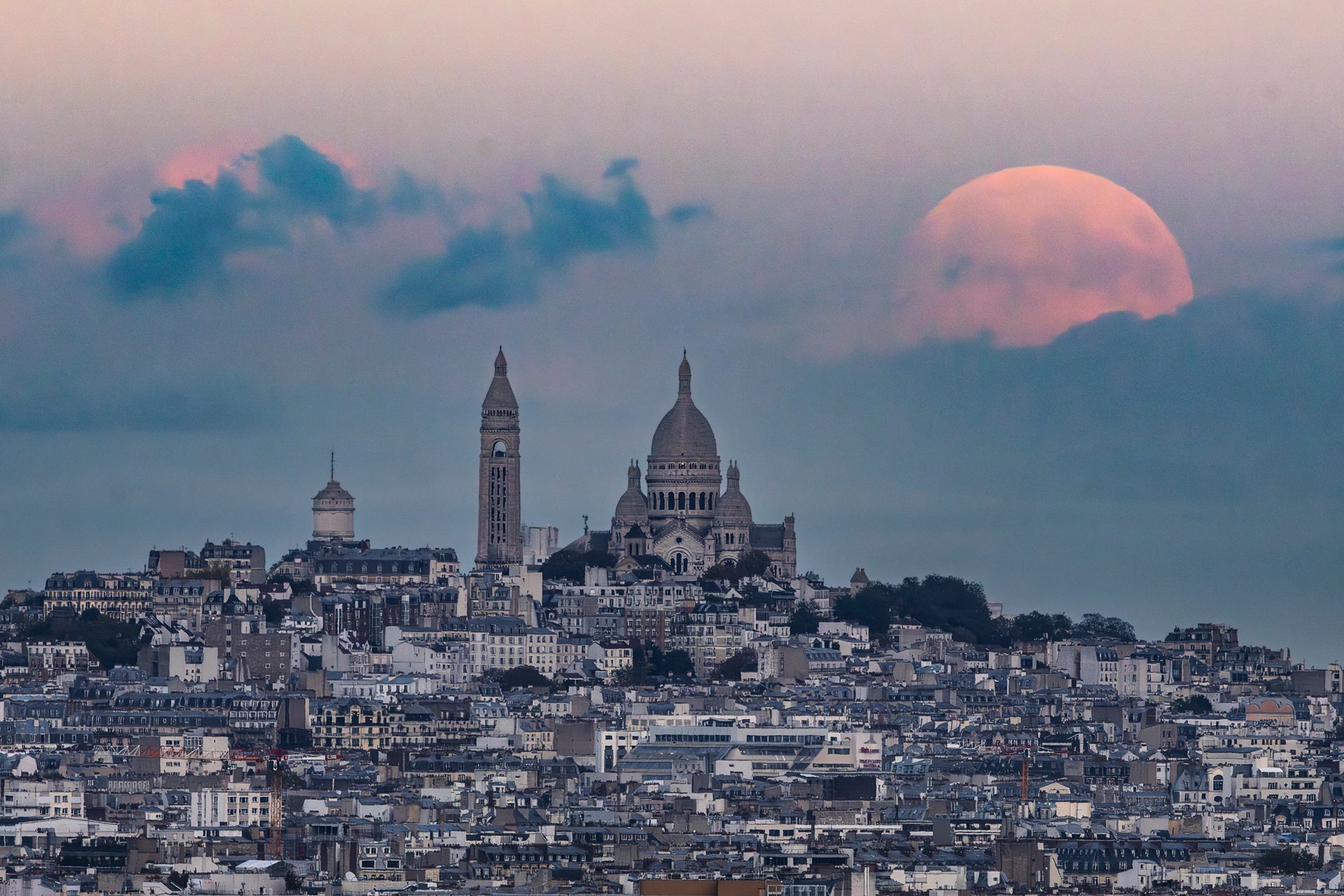 Lune pâle - Photographie par Ninin