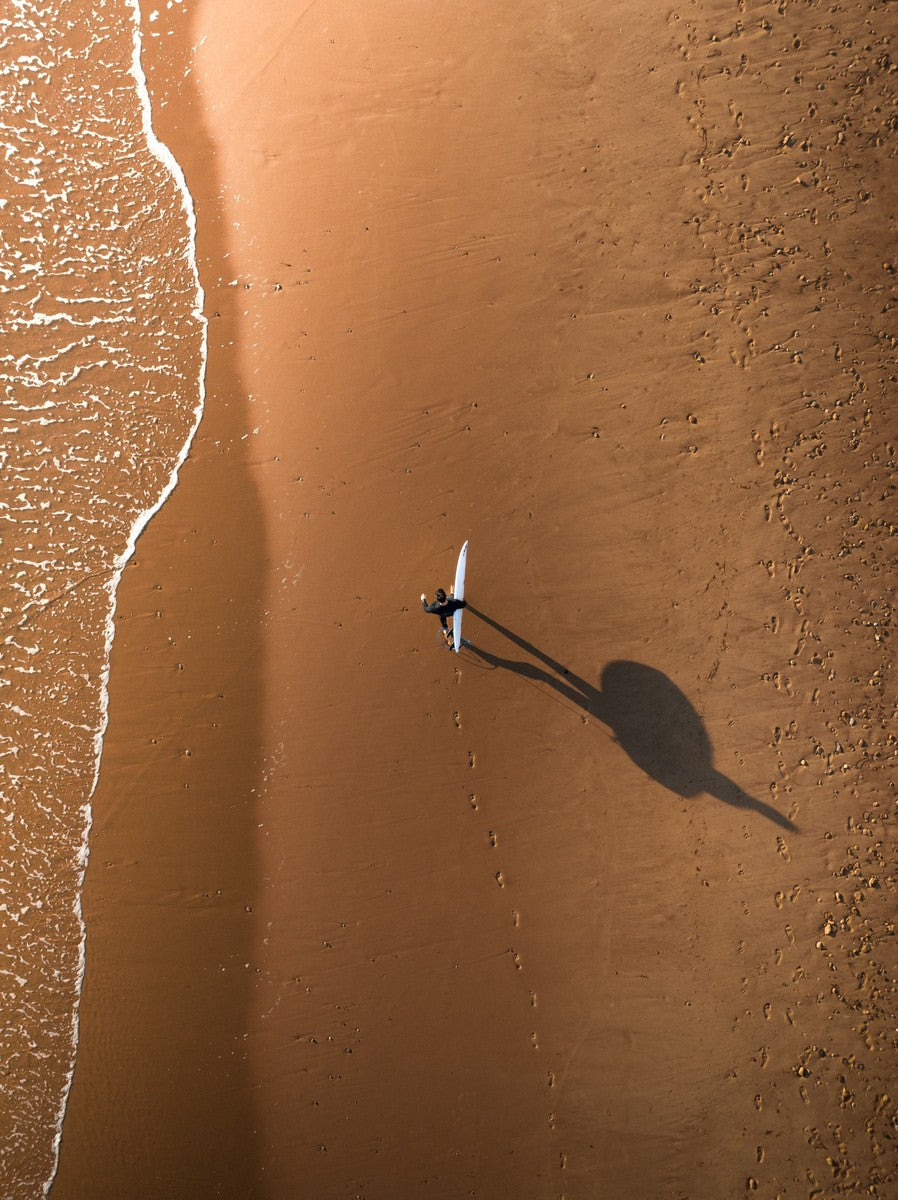 The Shadow Surfer - Photographie par Salmon